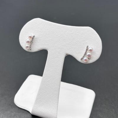 ふるさと納税 伊勢市 PT900ダイヤモンド0.08ct アコヤ真珠ピアス3.5mmUP　1891 |  | 01