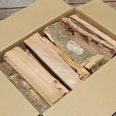 ふるさと納税 四万十市 【数量限定】薪ストーブやアウトドアに!黒潮薪本舗の黒潮薪1箱(合計 約17kg) |  | 02