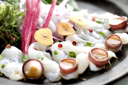 刺身用タコ足 1足1kg＜網走加工＞ 【 ふるさと納税 人気 おすすめ ランキング オホーツク産 タコ ミズダコ タコ足 北海道 網走市 送料無料 】 ABX002