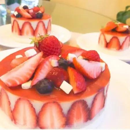 わんちゃん用フレジエケーキ【Mサイズ】【配送不可地域：離島】【1674249】