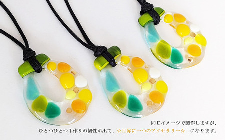 世界で一つの手作りガラス 「ガラスのペンダント 金彩水玉シトラス」 プレゼントに 【サンリットグラスワーク】