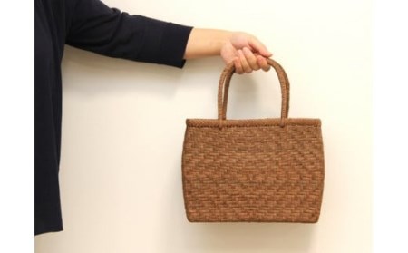 山ぶどう かごバッグ 菱形網代編み手提げバック 中 tm-kgtbx