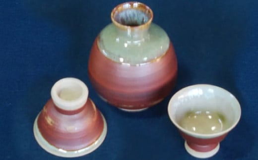 B-154 雪舟焼　酒器（サビ）