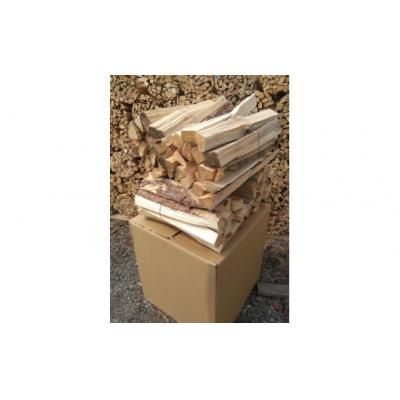 ふるさと納税 伊那市 信州伊那谷産松の薪(焚き付け用)25キロ相当×2箱 |  | 03