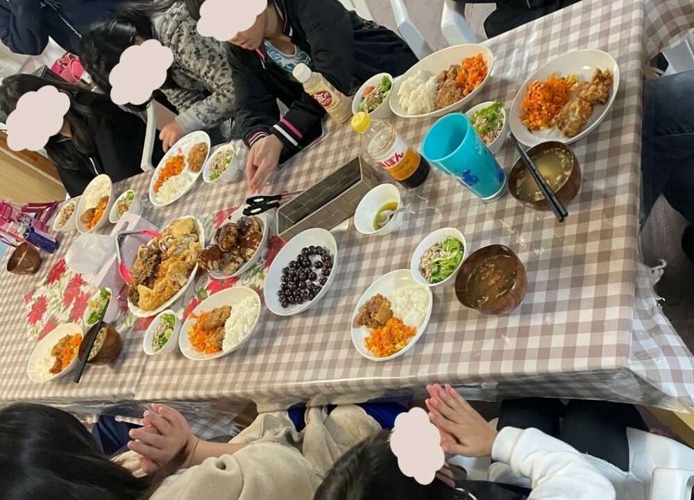 安心できる居場所づくり・物資提供の支援 (9000円分) こども食堂 子供 支援 応援 ボランティア 沖縄市 / 一般社団法人子どもフードバンクKFB [BCAF004]