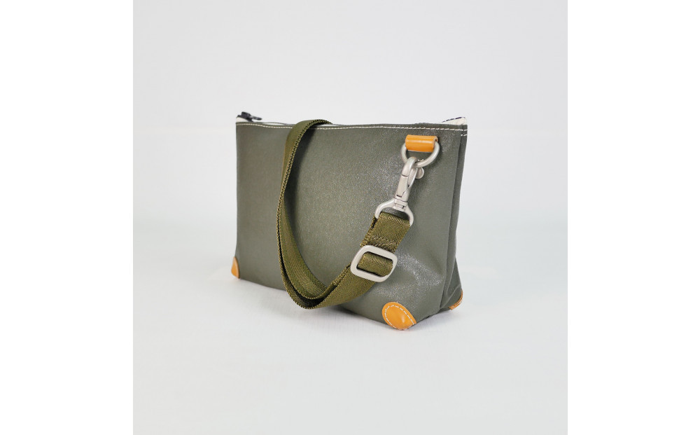 TENT BAG MORGAN.02　防水ショルダーバッグ【カーキ】