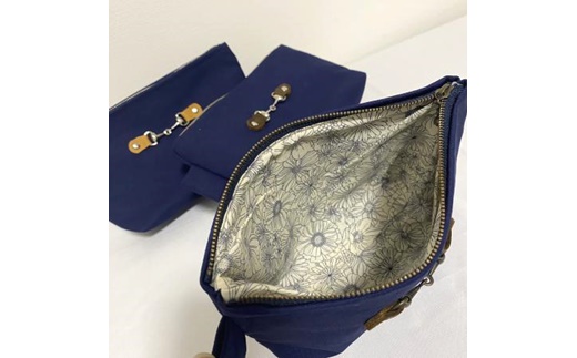舟形ポーチ NAVY【38017】