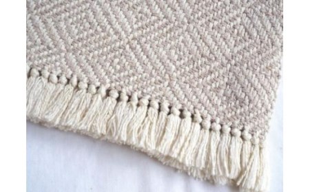 手織り絹マフラー 菱形紋（1色）　マフラー　絹　手織り　マフラー　絹　手織り　マフラー　絹　手織り　マフラー　絹　手織り　マフラー　絹　手織り　T-30  奈良 なら