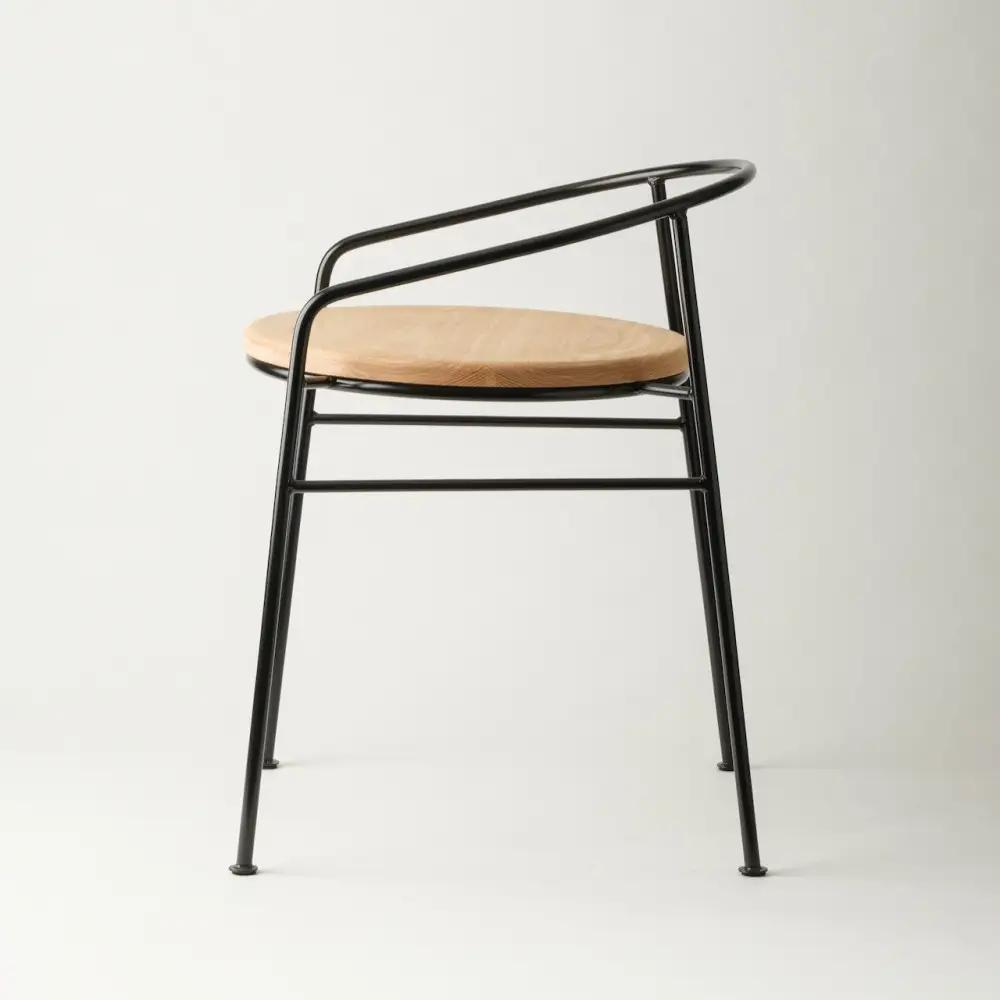 マキヅ家具 槙塚鉄工所 Round Chair 黒