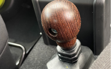 【ジムニー専用】AT用・トランスファーノブ☆彡現行型64・74☆彡【備考欄に種類をご記入ください（トチ・縞黒檀）】