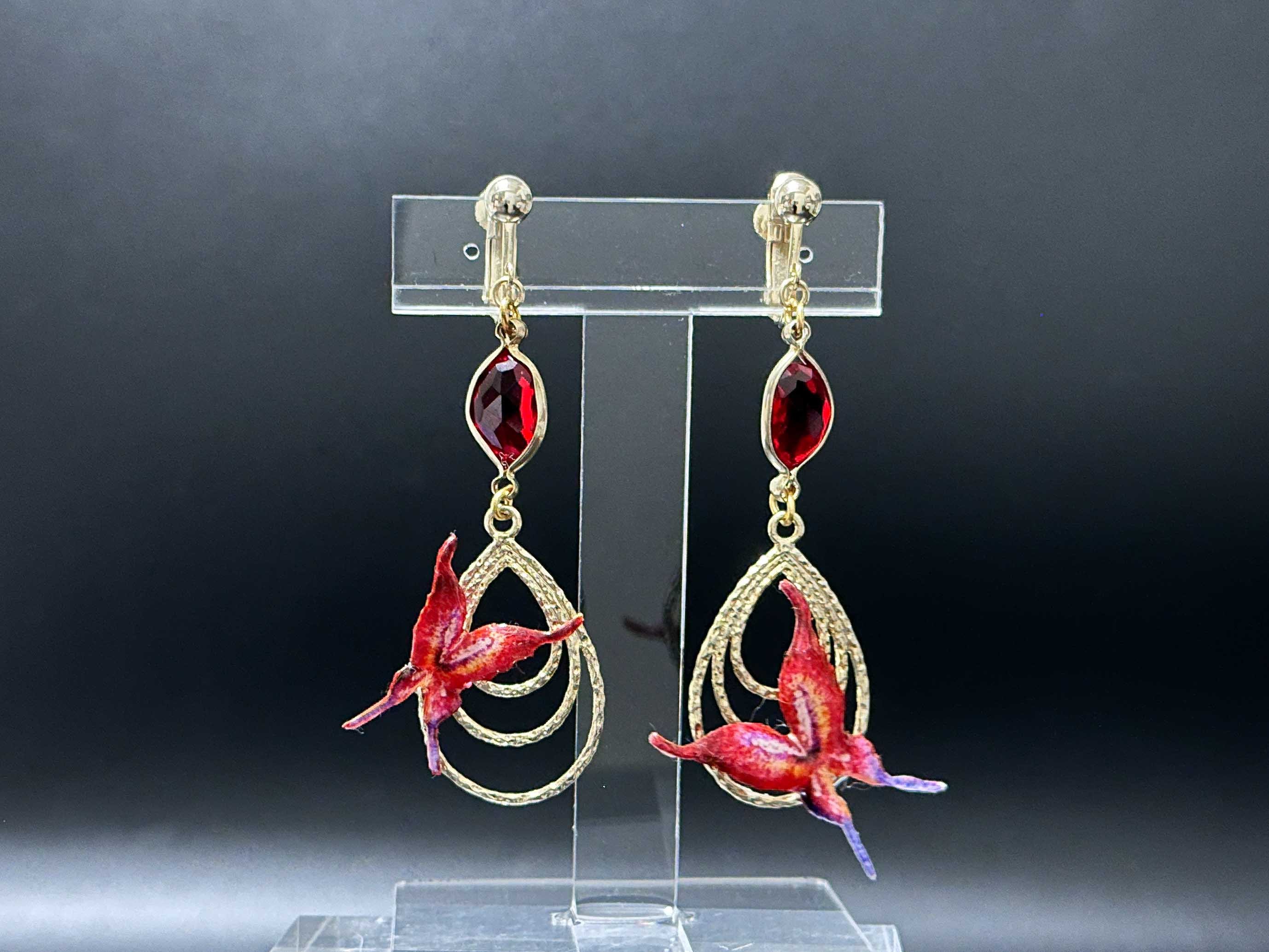 
                  レッド蝶　スワロスキーイヤリング
                