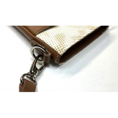 ふるさと納税 富士河口湖町 甲州印伝「URUSHINASHIKA」スマホケースA(薄茶) |  | 03