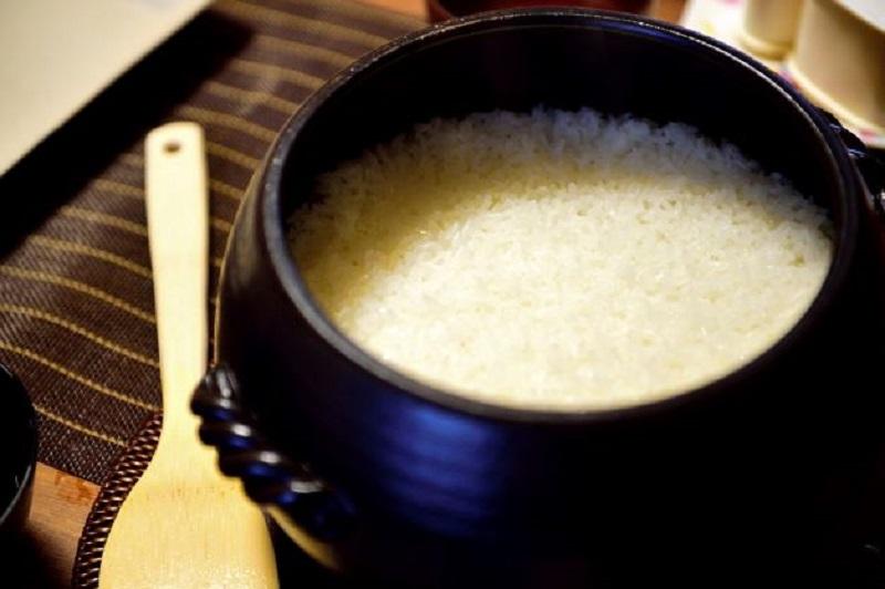 【予約Ｒ7年産　新米予約】南魚沼産コシヒカリ精米5kg 山本家【従来品種】【2025年10月下旬より順次発送予定】