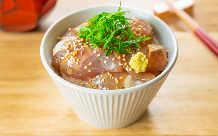 くまモンお刺身しょうゆ 300ml×4本【株式会社山内本店】 [BHAE052]