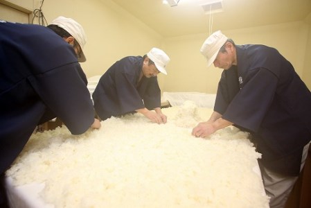 【山形の地酒】 日本酒 一升瓶６本 飲み比べセット 【支援品】（1,8L×6本）　034-E-MJ004