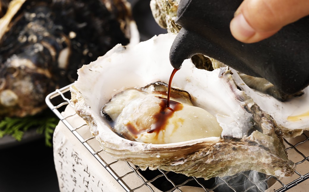 【指定日時必須】戸石産 岩牡蠣 計約2kg（生食用／カキナイフ付き）