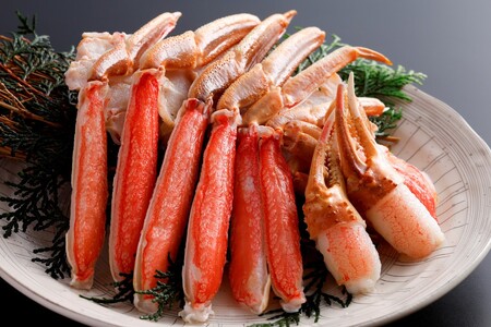 【生食可】鮮度抜群！獲れたての旨さをご自宅に！生本ズワイガニ　ハーフポーション　４肩