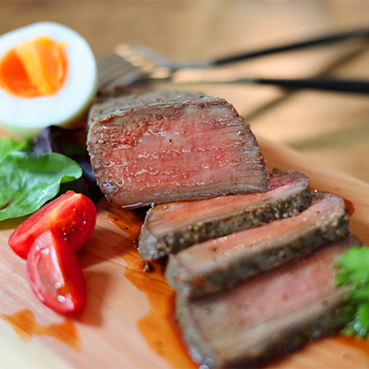 黒毛和牛 ローストビーフ 600g (100g×6P) 国産和牛 国産 和牛 牛肉 冷凍 ソース付き ギフト (AB145) 600g