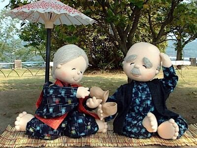 人形 手造り布人形 みの里  「ふたり酒」 人形 工芸品 ハンドメイド お土産 置物 インテリア ギフト 贈り物 広島県福山市/みのり工商有限会社 [BABF009]