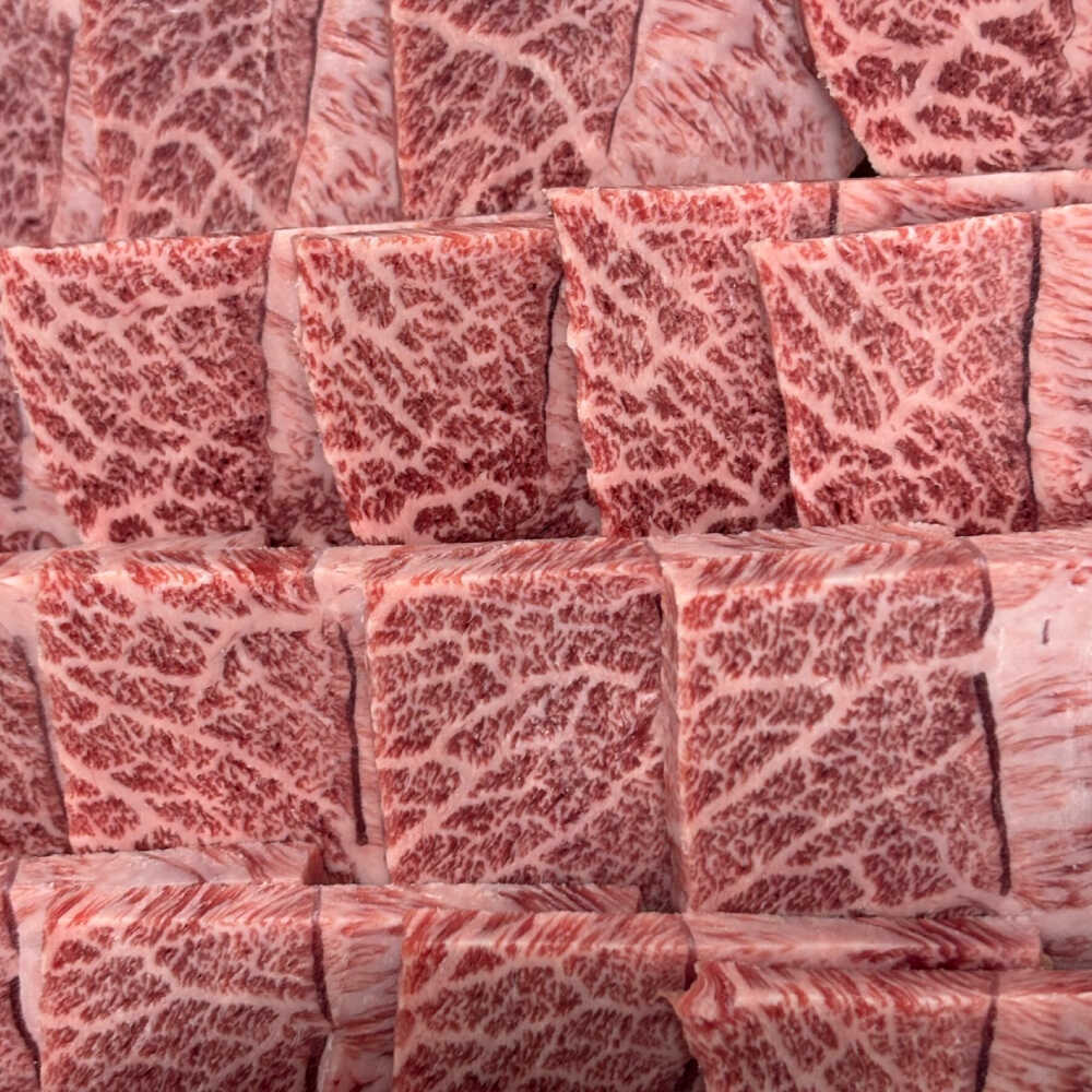 【ふるさと納税】厳選佐賀牛ミスジ焼肉500g / ブランド牛 黒毛和牛 牛肉 / 佐賀県 / 有限会社片岡精肉店 [41AEAC014]