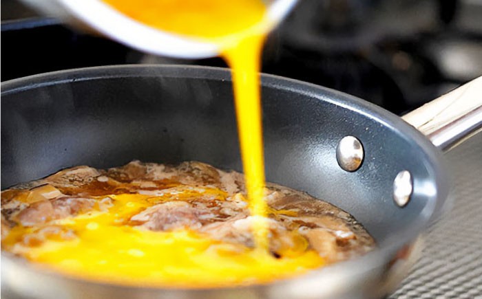 【冷凍】合鴨 親子丼の素×6パック 合鴨 親子丼の素 鴨肉 本格派 風味豊か 簡単調理 時短 だし付き 贅沢 ヘルシー