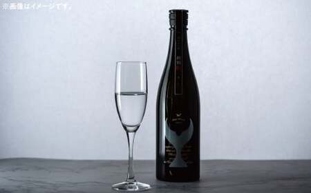 酔鯨 純米大吟醸 象（Ｓｈｏ）720ml お酒 酒 さけ すいげい 日本酒 純米吟醸 大吟醸 一升瓶 地酒 アルコール 度数 16度 おさけ 食中酒 辛口 おいしい ギフト【株式会社とさもん】 [BQ