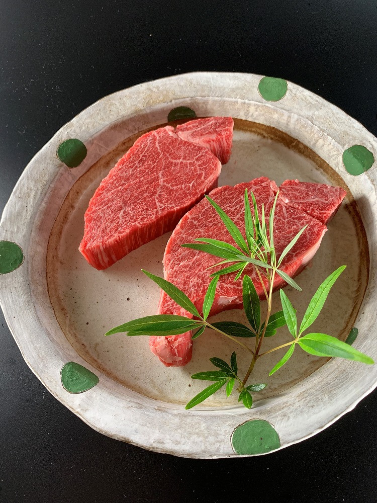 
                  創業70年の老舗厳選！『 山形牛 ヒレステーキ 3枚 』 | 牛肉 和牛 ブランド牛 極上 厳選 ヒレ ステーキ フィレ 450g
                