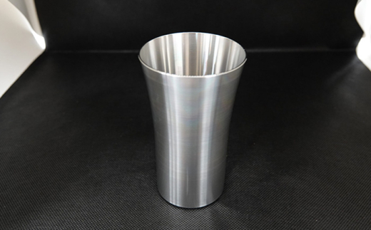 ビアグラス(大) / 金属 グラス 熱伝導 ビール 文字刻印 職人 削り出し 熊本 菊陽町【ナカヤマ精密株式会社】 [BHBI005]