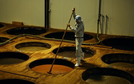 国産有機醤油4本と国産有機味噌3個、まいにちのこめ油、有機三河みりん、老梅有機純米酢詰合わせ 868