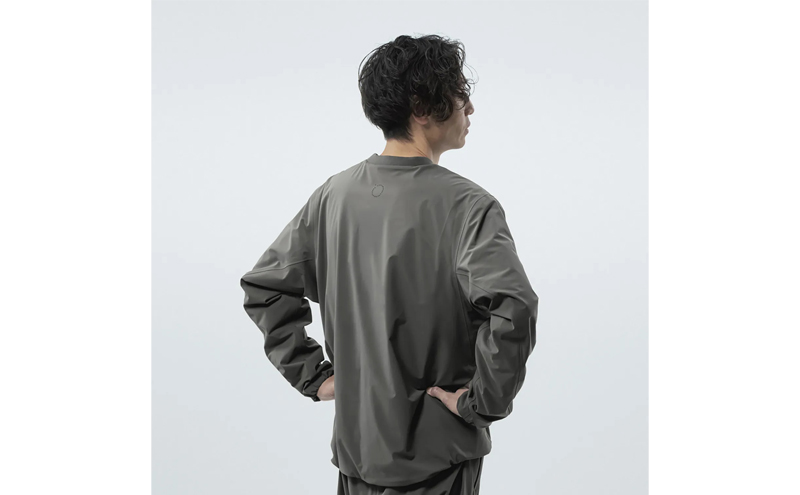 【QURULIFABRIC】Nanofiber pullover（SIZE:2）
