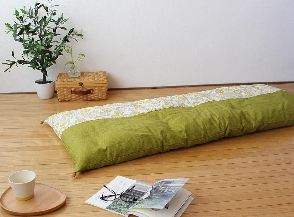 
【洛中高岡屋】カバータイプごろ寝敷きふとん（ゆったりサイズ・萌黄フローラル）
