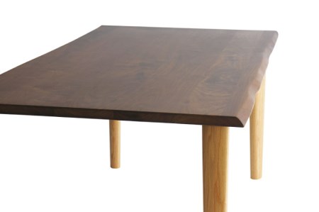 Sign (サイン)ダイニングテーブル(150cm/4本脚)　ウォルナット×オーク材　飛騨の家具　イバタインテリア[Q2109]
