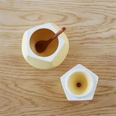 洋梨の形のシュガーポット poire ル・レクチェ　【ttyokzk ceramic design】_雑貨・日用品  キッチン用品 _【1096311】