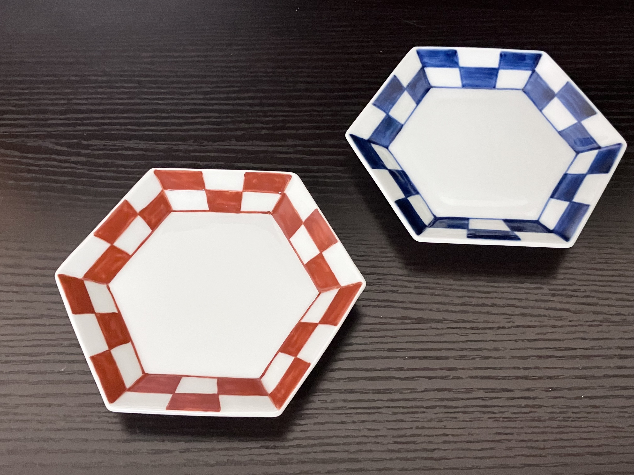 伊万里焼 市松亀甲小皿（青・赤）セット 165-H567