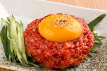 【浅草】焼肉ビースト 特産品ランチ・ディナー共通コース 4名様（1年間有効） お店でふるなび美食体験 FN-Gourmet1072525