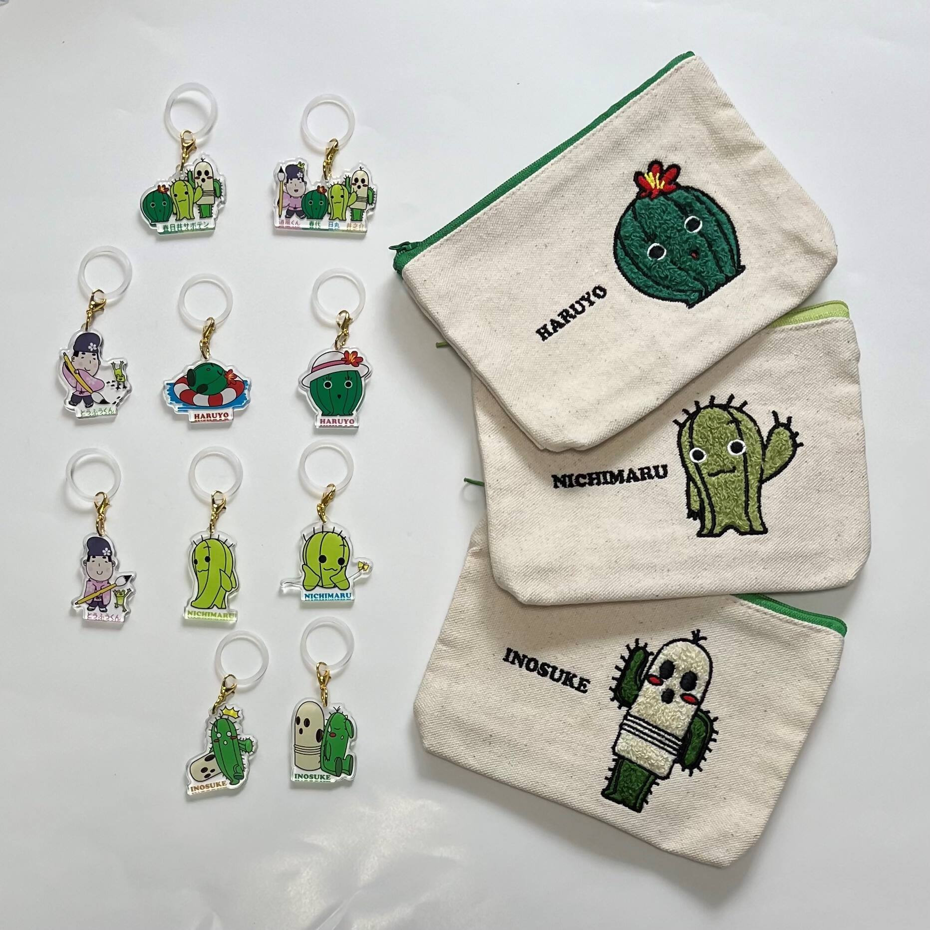 
                  春日井ご当地キャラクターのサガラ刺繡ポーチとめじるしアクセサリーのセット
                
