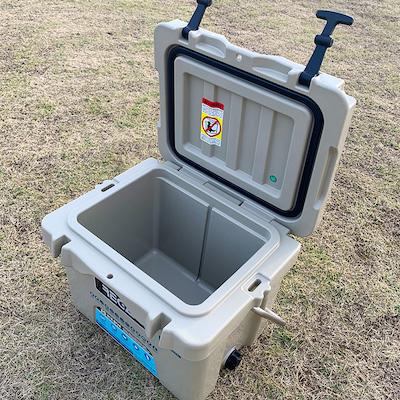 ふるさと納税 いなべ市 オリジナルマット(SeaDek)付ハードクーラーボックス　(サイズ:15L)　カラー:タン |  | 02