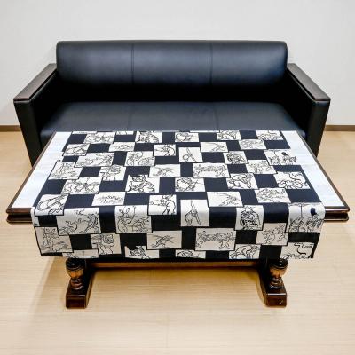 ふるさと納税 京都市 【三陽商事】鳥獣戯画 両面風呂敷 市松柄(黒×ピンク) |  | 03