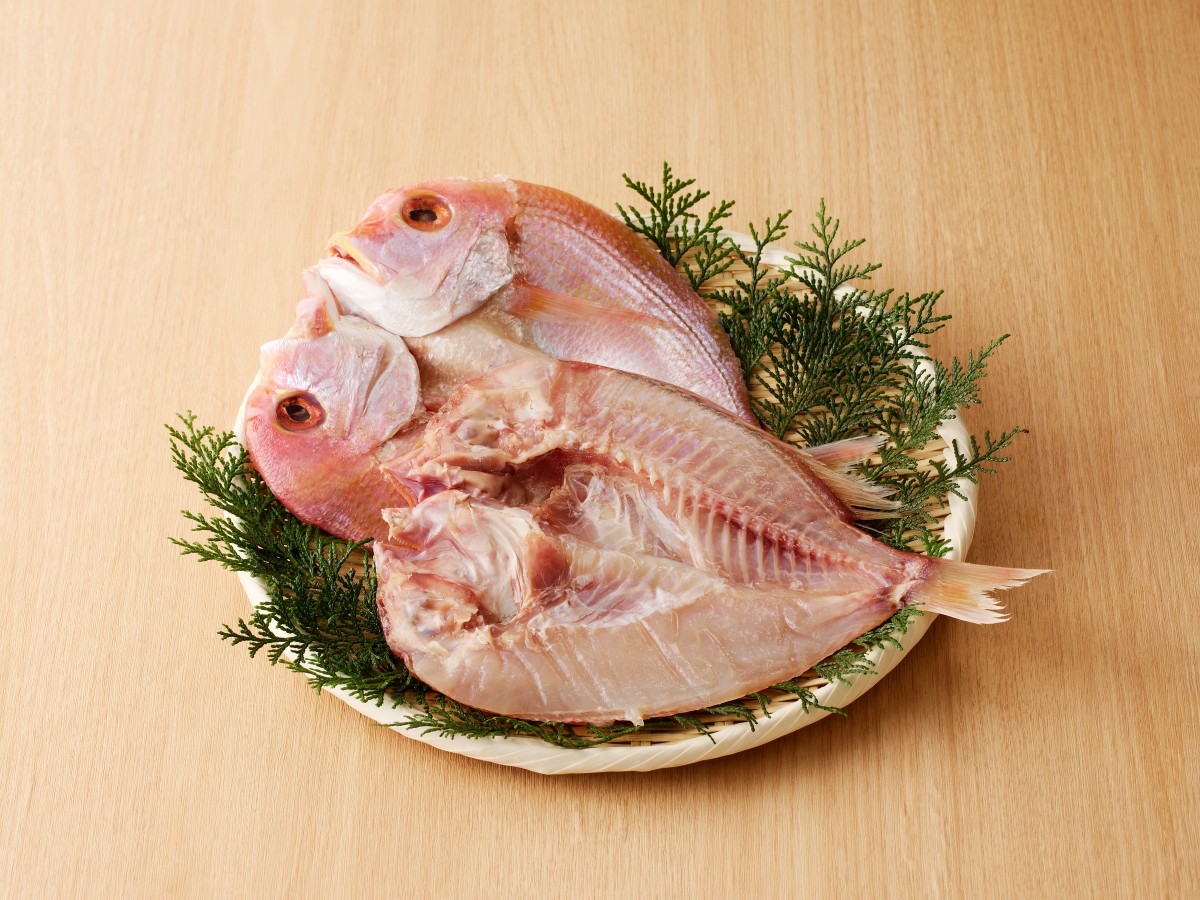 
                  【丸福水産】魚介／蓮子鯛の干物 2枚セット	
                