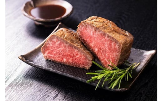 黒毛和牛ヒレローストビーフ　300g ｜ ローストビーフ 肉 お肉 牛肉 和牛 人気 有名 おすすめ ソース ギフト 黒毛和牛 ヒレ 高級 国産牛 柔らかい 肉料理 贈答 ギフト お取り寄せ 送料無料 鎌倉 神奈川