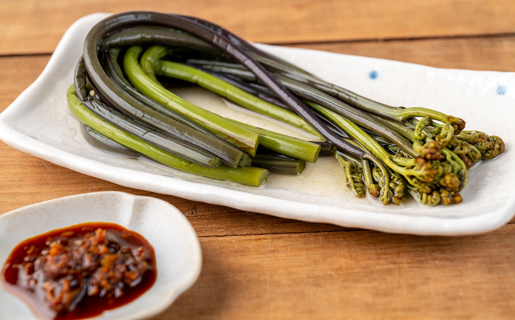 調味料にも、トッピングにも美味しく便利なしょうゆたれ