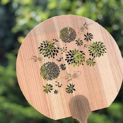 ふるさと納税 松山市 ＜金魚＞愛媛の杉を使った木の透かしうちわ |  | 01