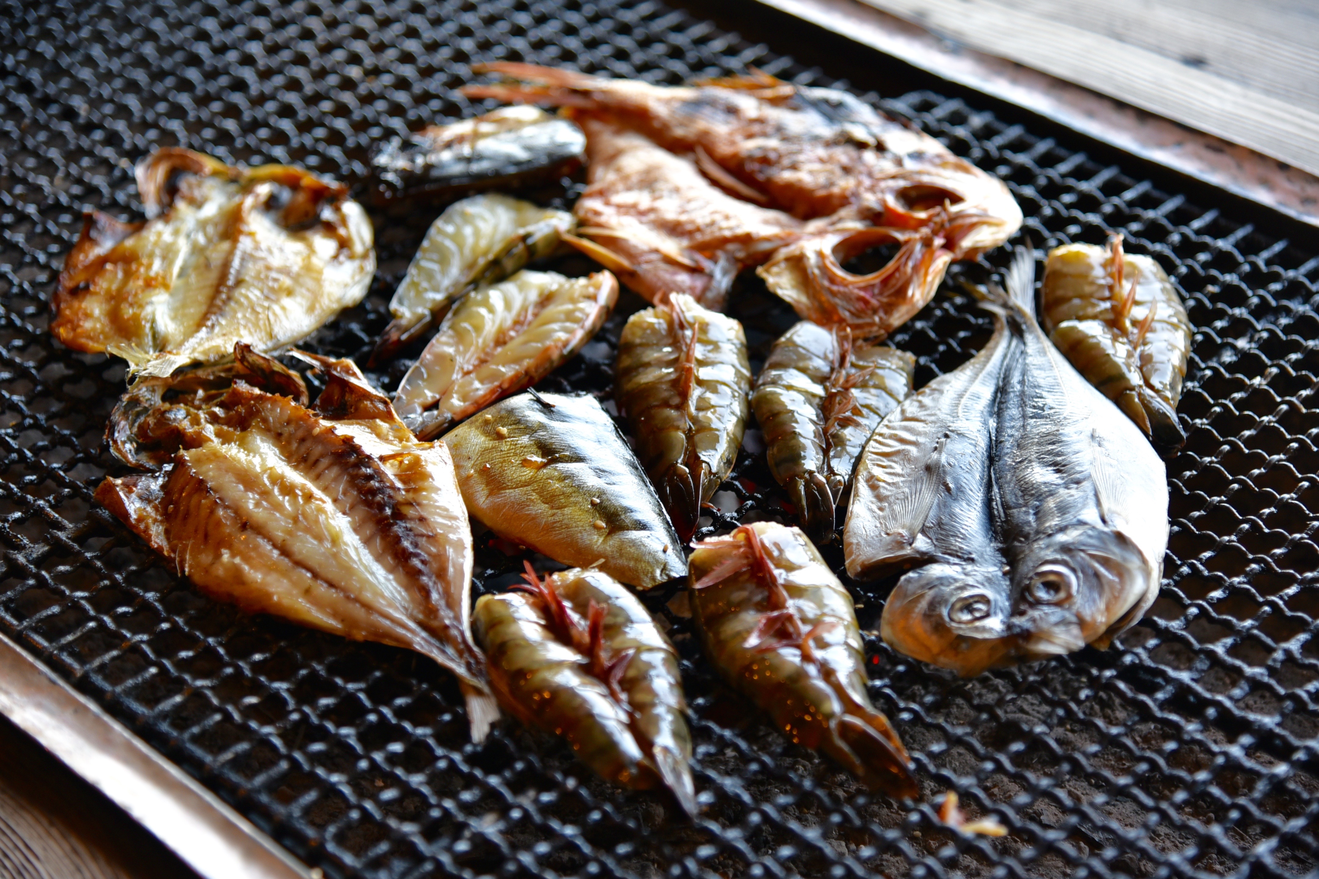 【定期便】旭洋丸水産 手作り干物 定期便（2回便）　　【 干物 ひもの 干物詰め合わせ お歳暮 静岡県産 伊豆 魚介類 アジ 金目鯛 海老 サバみりん 無添加 冷凍 美味しい 人気 ランキング オスス