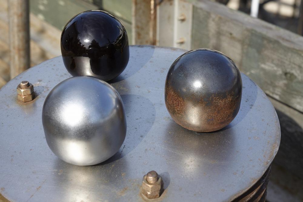 鉄彫刻家　飯田誠二作品　鉄本来の音を楽しむ楽器「Sei」（黒錆色タイプ）