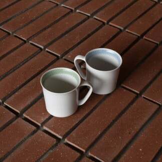 1616/ PC Mug Blue & Green セット 有田焼 器 食器 マグカップ 白 ホワイト A25-323