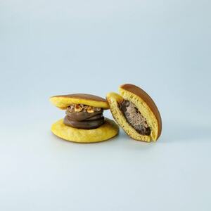 京都城陽のイタリアンチョコクリームとナッツの生どら焼き(6個)【配送不可地域:離島】【1651737】