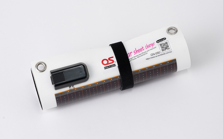 AG1　どこでも発電　ソーラーシートチャージャー5W【 防災 防災用品 防災グッズ 台風 停電 アウトドア 充電 発電 ソーラー発電 ソーラーパネル 持ち運び ポータブル コンパクト キャンプ 非常時