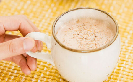 【おやつセット】米粉100％使用！米粉のパンケーキミックス200g×1袋＆ジンジャーチャイシロップ100ml×1本 米粉 健康 無添加 グルテンフリー 島根県雲南市/出雲SPICE LAB.[AIAD