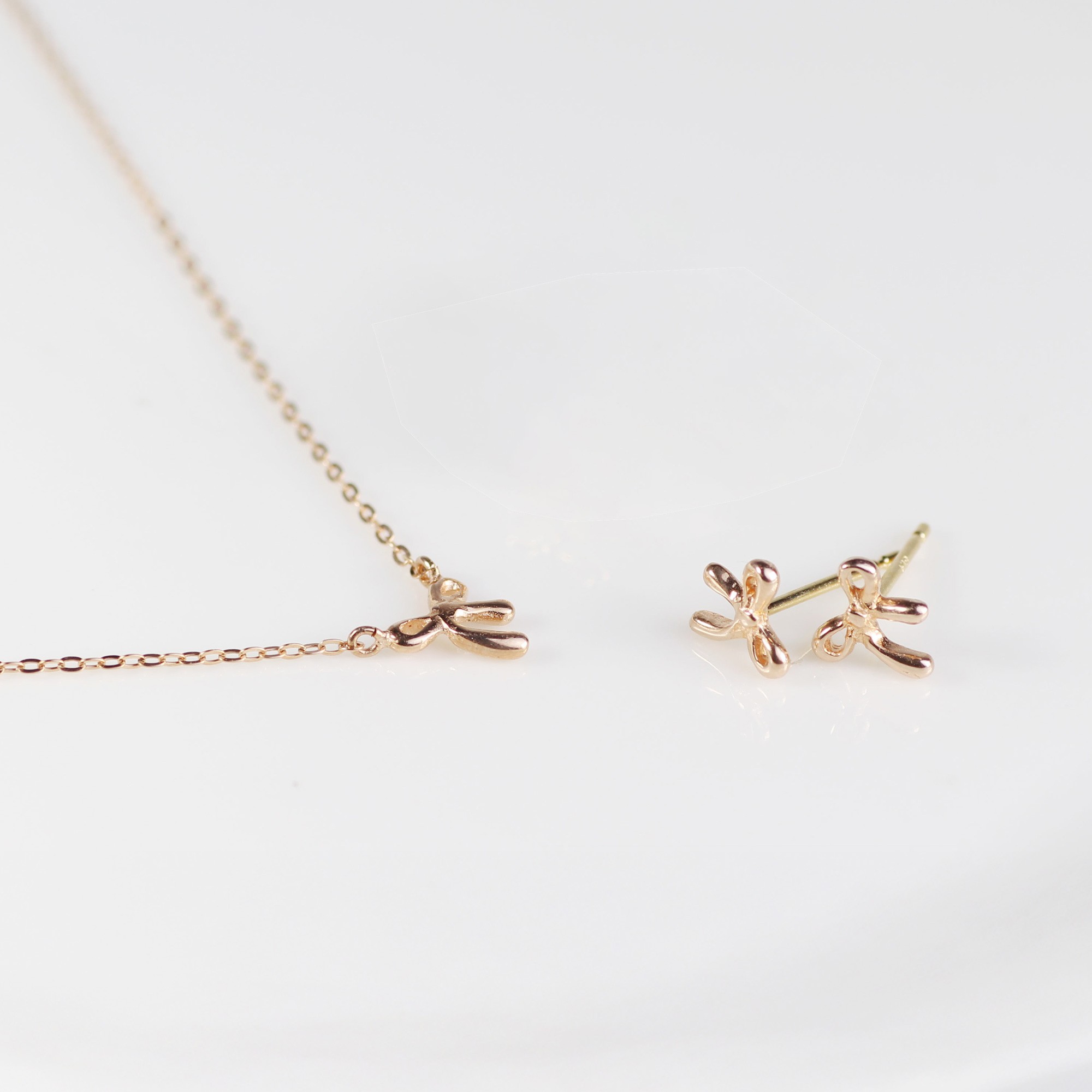 
            10金ピンクゴールド ネックレス＆ピアスセット K10-KN01026-KP01027 [AM309] / 金 ピンクーゴールド ネックレス ピアス セットアクセサリー ギフト プレゼント
          
