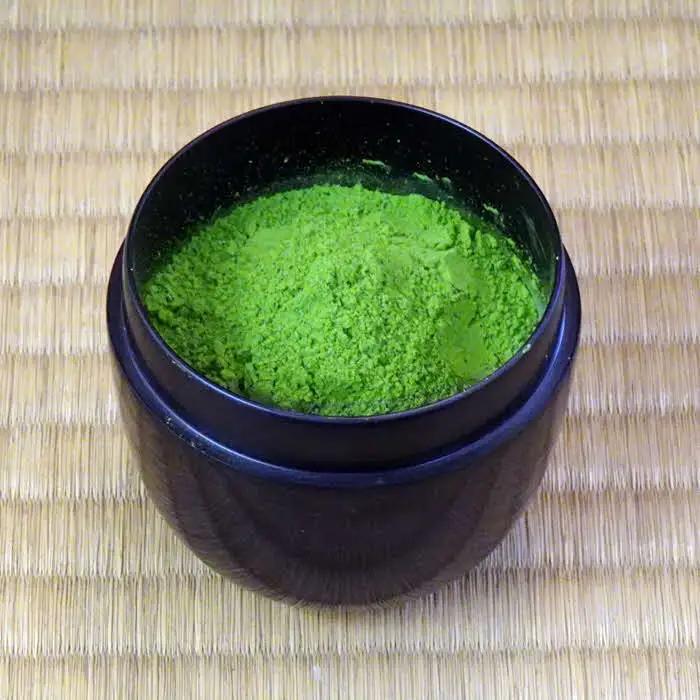 お抹茶　寿楽［石臼挽き］３個セット【国産 石臼挽き 挽きたて 新鮮 足立美術館 御用達 銘茶 おいしい やわらかい 上品 甘み お濃茶用 お茶 緑茶 粉末 お祝い ギフト 贈答用 ご自宅用 厳選 こだ